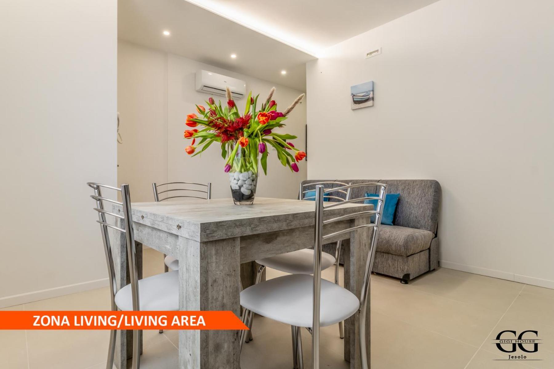 Gigi House -Appartamento Piazza Mazzini- 200M Dal Mare Lido di Jesolo Ngoại thất bức ảnh